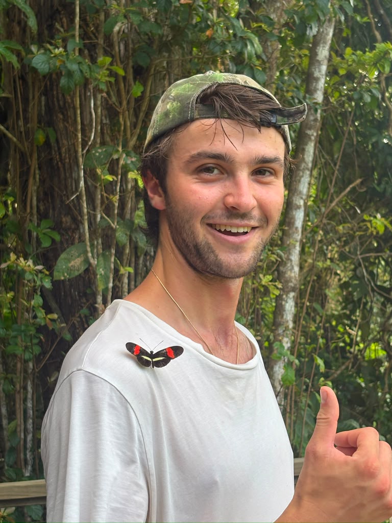 Isaac in Panama